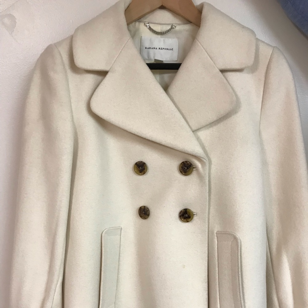 Banana Republic cream colored peacoat